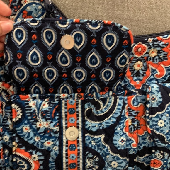 Vera Bradley Cargo Sling “Marrakesh” EUC - Picture 2 of 5